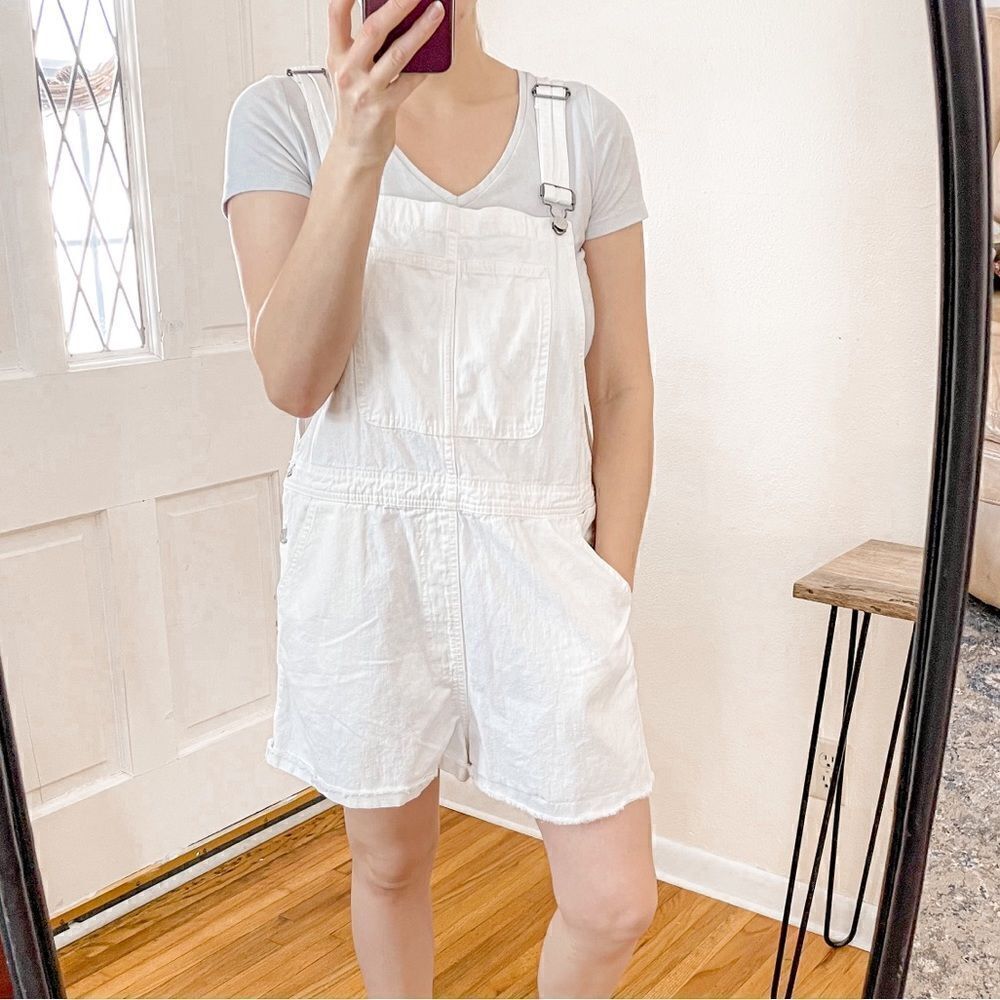 Madewell Adirondack Short Overall Romper in Tile White